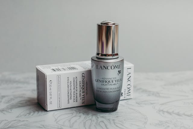 1720406072660300.jpg pexels-annetnavi-4110346.jpg