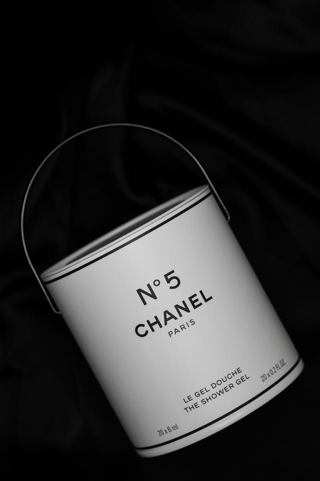 1722909909656063.jpg pexels-laurachouette-22032397.jpg